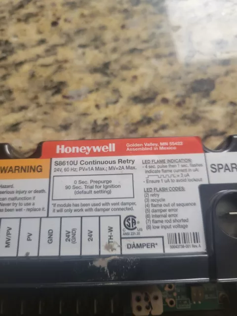 USED Honeywell S8610U Universal Intermittent Pilot Ignition Control FREE SHIPPIN 2