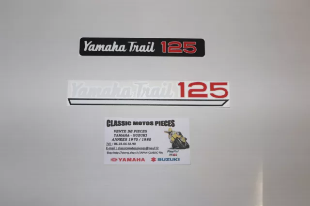 125  At2 Yamaha Emblemes  Pour Reservoir  D'huile Et Grille D'echappement