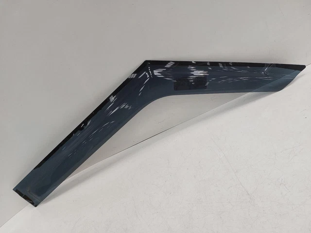 2023 LAND ROVER DEFENDER L663 O/S Deflettore vento anteriore destro