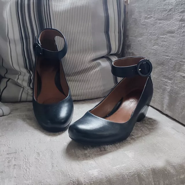 CLARKS CAPRICORN MOON Softwear Black Leather Ankle Strap Wedge Uk 6 Eu 39.5 20.00 PicClick UK