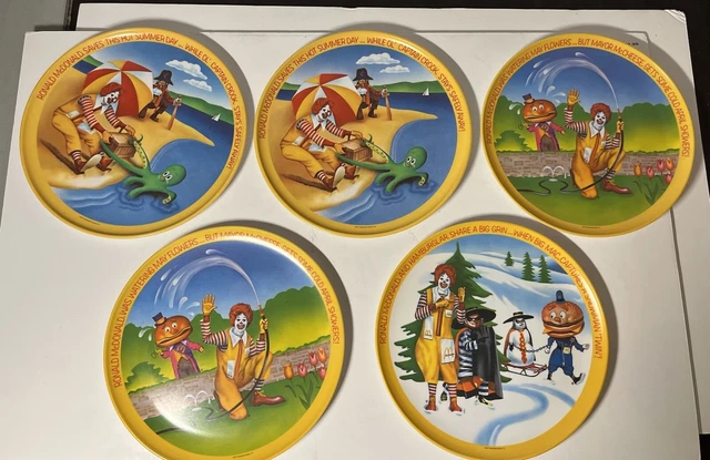 1977 Ronald McDonald's Vintage Seasons 10" Plastic Plates, Lot of 5 Total