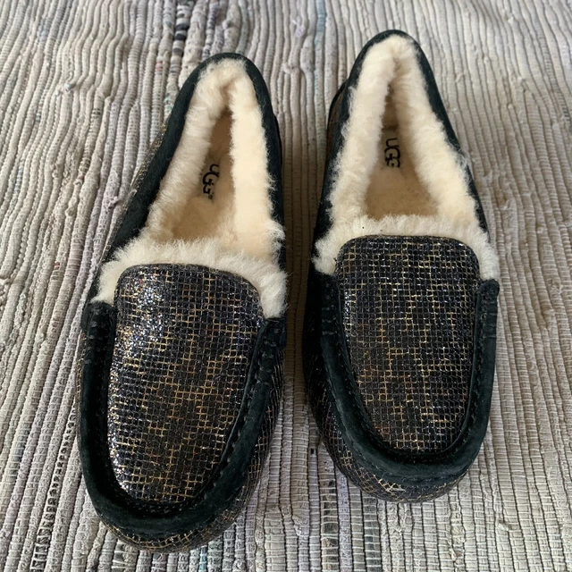 UGG shoes womens 6 Ansley Glitter Fur Moccasin Slipper Black BROWN shearling NEW UGG shoes womens 6 Ansley Glitter Fur Moccasin Slipper Black BROWN shearling NEW