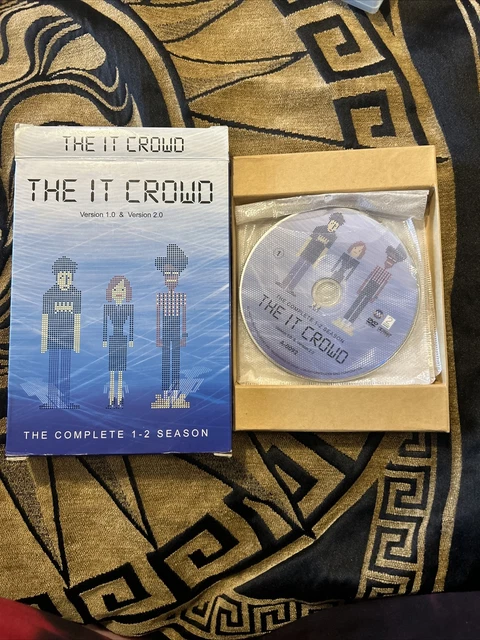 The IT Crowd complete series NTSC REGION 1, Box Set Version 1 And 2, 6 Discs
