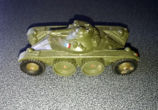 DINKY TOYS CHAR Panhard EBR réf 80A EUR 22,00 - FR
