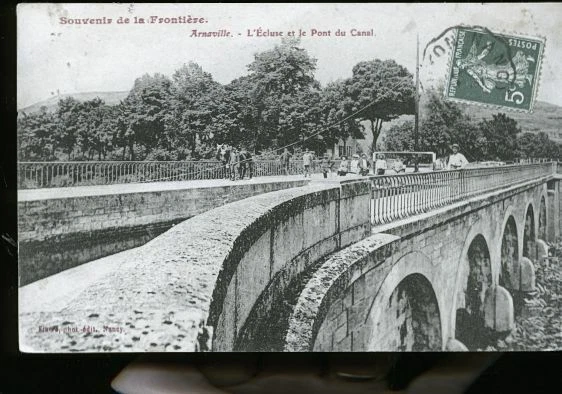 Arnaville L Lock