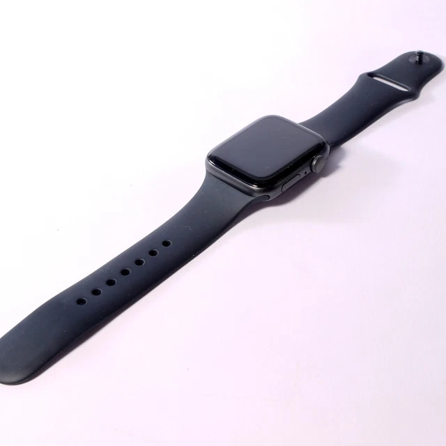 Apple Watch Series 5 44mm Space Grau GPS Aluminiumgehäuse Sportarmband Schwarz