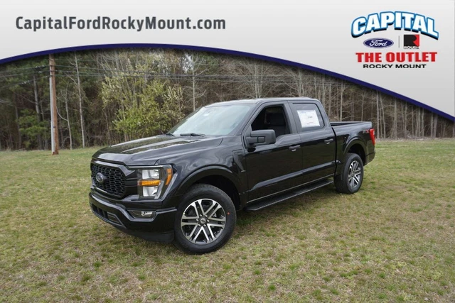 2023 Ford F-150 XL 2WD SuperCrew 5.5' Box
