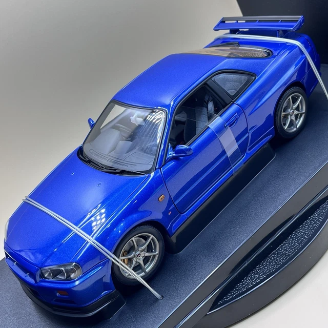 オートアート1/18 77301 日産R34スカイラインGT-R 1999ブルー オート