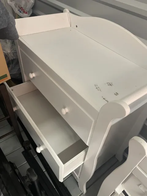 Baby Dresser/Changing Table