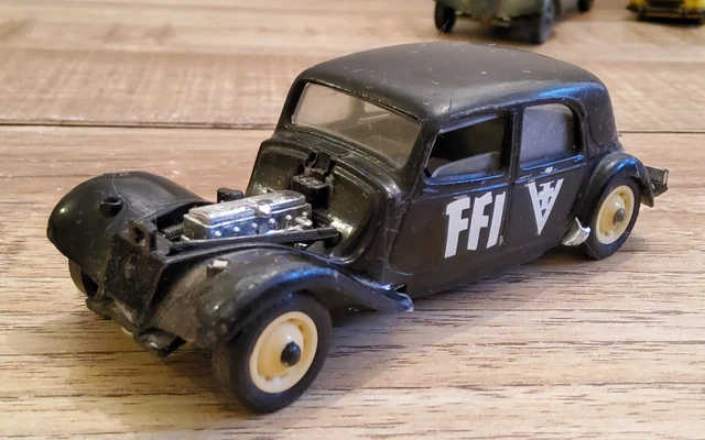 Citroën Traction 15 Découvrable A.E.A.T - 1950 - 1/43ème en boite
