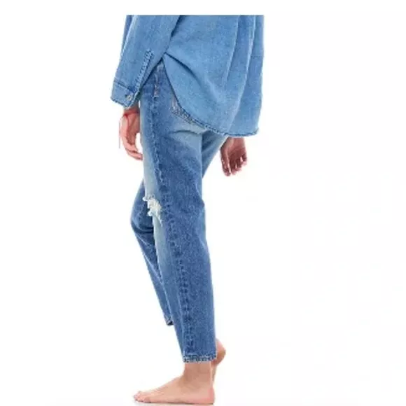 Free People Distressed Straight Leg Ankle Jeans 28 NWT 2