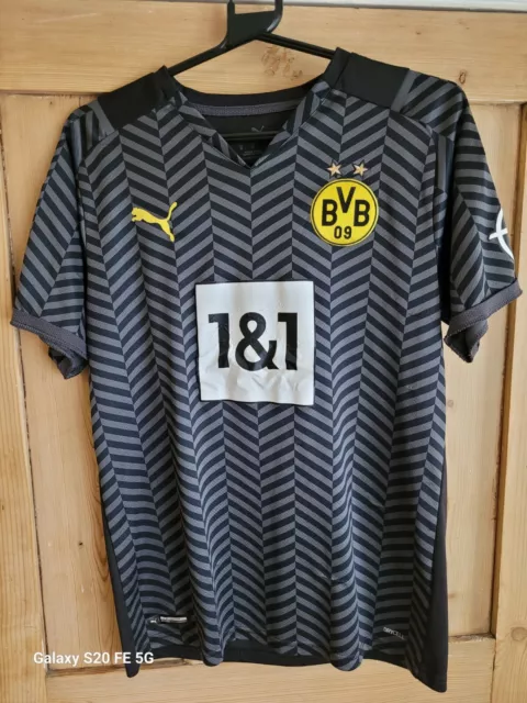 Borussia Dortmund  Training Shirt/Top Puma Size  Medium 38 in chest