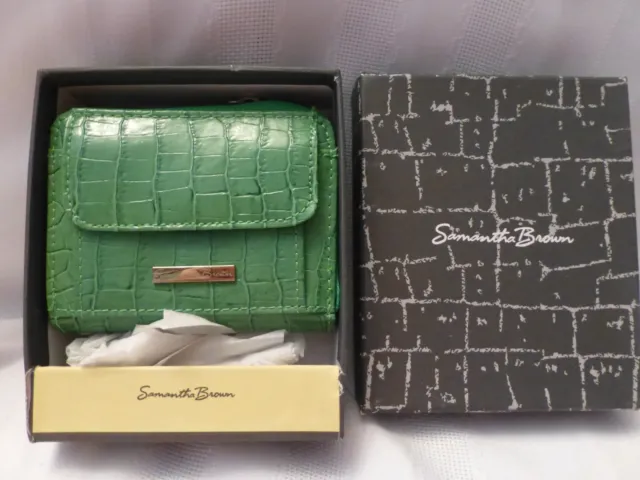 New in Box Samantha Brown Accordion Wallet w/Strap Italian leather Croc Embossed