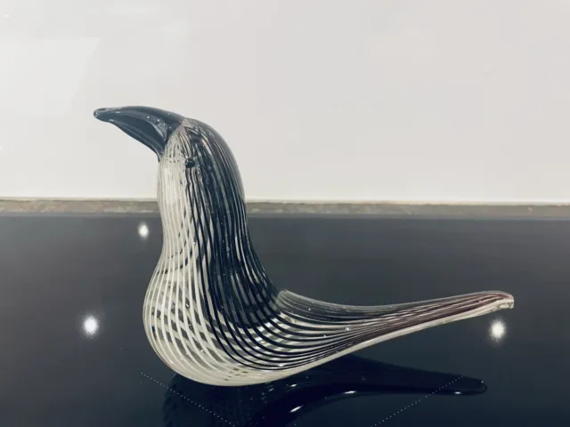 Art Glass Black & White Bird Dino Martens/ Murano Style Display Paperweight