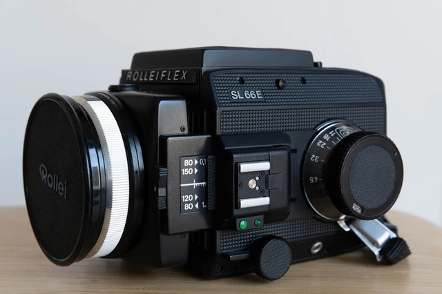 Rolleiflex SL35 E + Objectif Planar HFT 1.8/50 + 5 Objectifs Rollei – Occasion – Japon