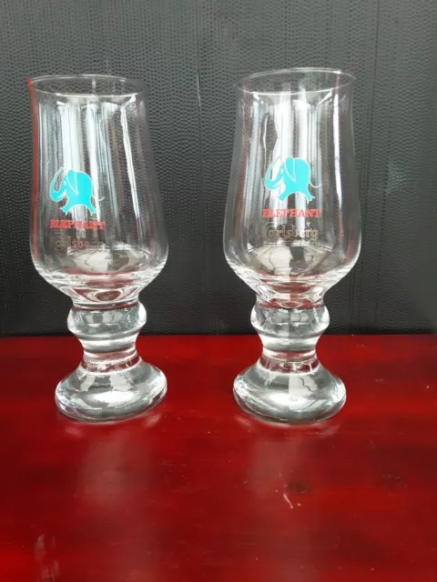 2 verres de bière éléphant 50 cl(l inscription éléphant avec défaut d impression