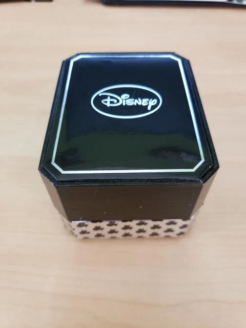 Disney Minnie Mouse Women's Watch with Box. Never Worn.