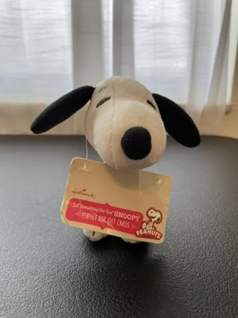 Snoopy Hallmark 6” Plush Stuffed Animal With Tags Peanuts Classic Toy