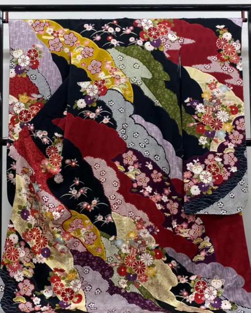 Furisode Kimono Pure Silk Red Green Gold Traditional Japanese Pattern Flowers