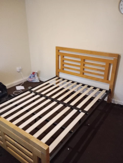 BROWN PINE 4 6 Wooden Bed Frame Used 85 00 PicClick UK brown-pine-4-6-wooden-bed-frame-used-85-00-picclick-uk