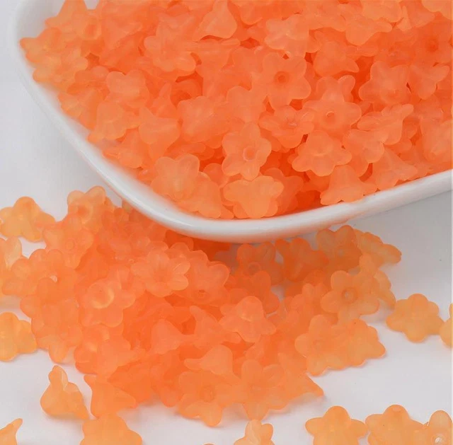 100 FROSTED LUCITE ACRYLIC FLOWER  BEADS 10mm ORANGE TOP QUALITY LUC35