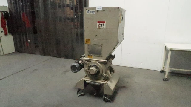 Nissui Los Speed Plastic Granulator M0889