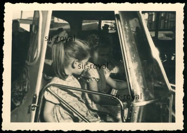 Mädchen im Kinder Karussell - 1960er Jahre - Foto 10x7cm