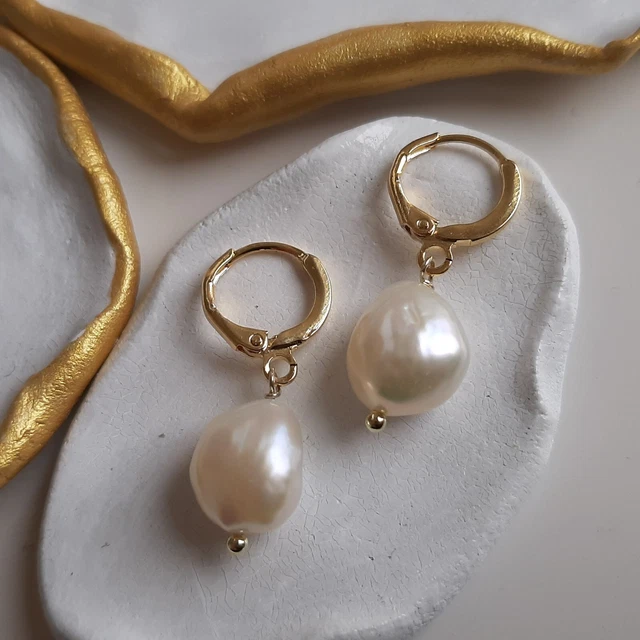 Boucles D'oreilles Dormeuses En Perles De Culture Naturelles Plaqué Or 14k - Marque Rose-Mimosa, Neuf étiqueté