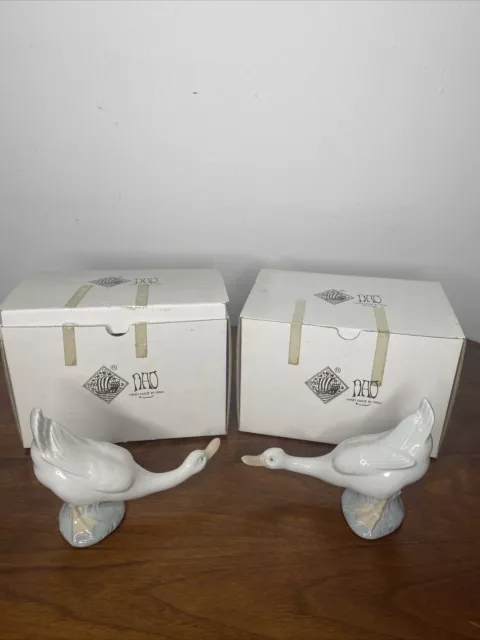 NAO Lladro Daisa Goose Figurine made in Spain 244G Set of 2 Porcelain