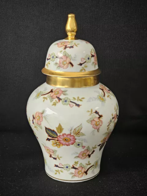 A Vintage Royal Porzellan Bavaria KMP Germany Lidded Vase