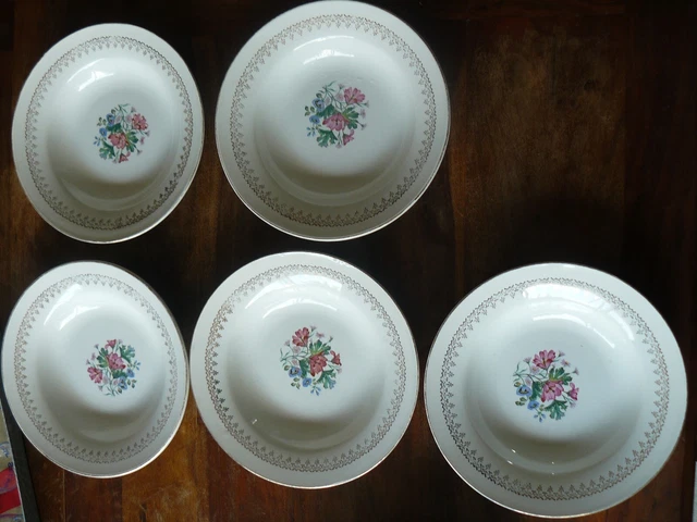 Lot De 5 Assiettes à Dessert Arcopal Vintage - Motif Légumes - Diamètre 19 Cm - Très Bon état