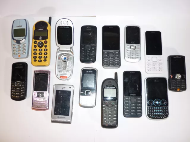 Job Lot 15 Mixed Handsets Mobile Phones Nothing Tested Nokia Samsung plus others