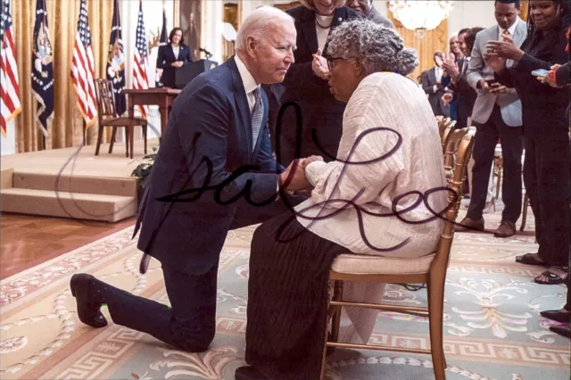 Opal Lee Signed 4x6 Photo Civil Rights Activist Juneteenth Joe Biden Autograph