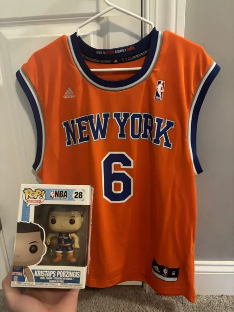 Men’s Med. Adidas Kristaps Porzingis Orange Knicks Swingman Jersey AND Funko Pop