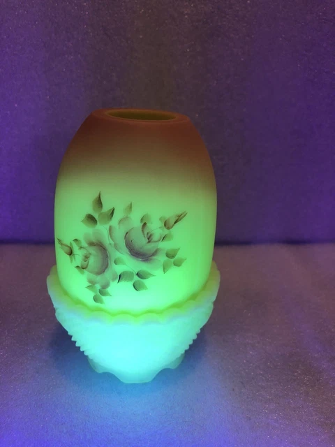 Fenton custard glass fairy best sale lamp