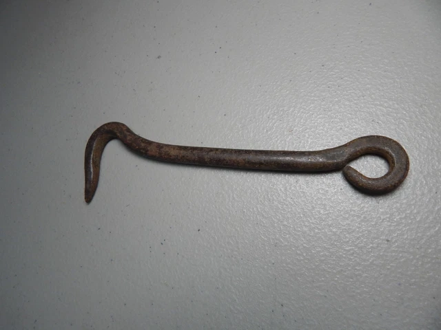 Vintage! 6.5/8"ths Hand Forged Cast Iron Door Gate Latch Hook