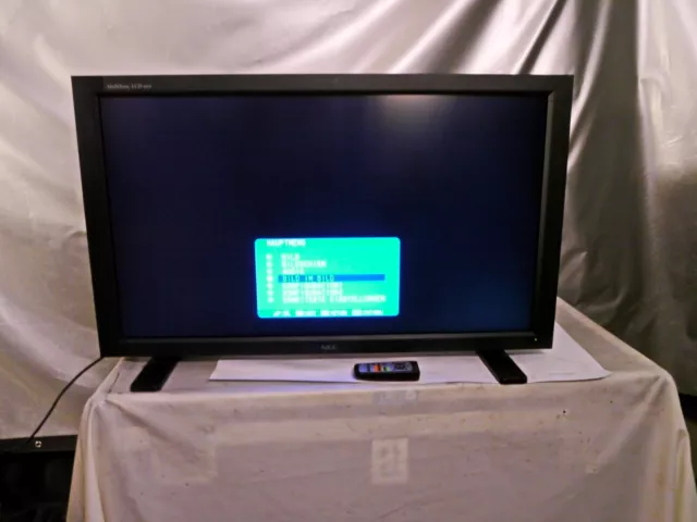 NEC MultiSync LCD4010 Präsentations Display       jh 2