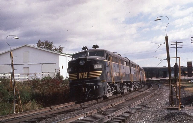 WM FA - Number 301 + 3  push Train - ORIG - ER - rals1301