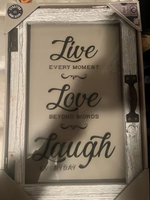 live laugh love wall decor
