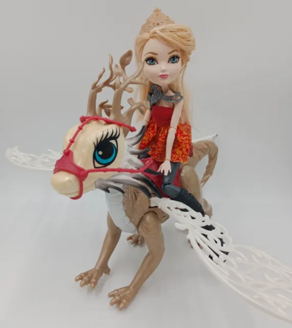 Poupée Doll Ever After High Apple White Dragonrider & Braebyrn Dragon Games