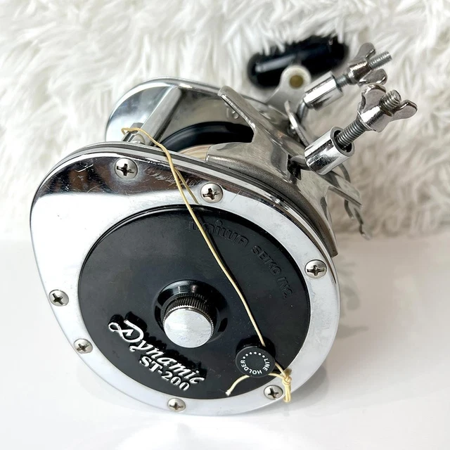 ダイワ　ダイナミックST-200　Dynamic ST-200 リール ダイワ ダイナミック ST-200 両軸リール