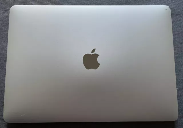 Apple MacBook Pro 13.3" Retina A1989 2019 Core i5 250GB SSD 16GB RAM Silver