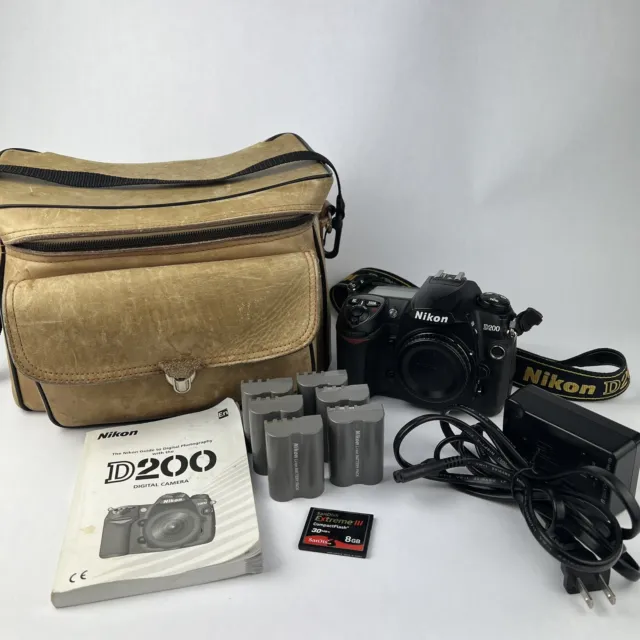 Nikon D200 10.2MP Digital SLR Camera Bundle 6 Batteries, Charger, SD Card, & Bag