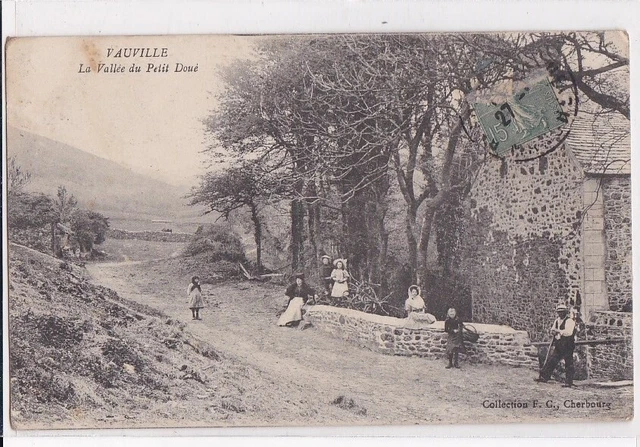 CPA 50 La Hague Env. Cherbourg Beaumont VAUVILLE La Vallée du Petit Gifé 1919