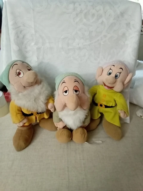 DISNEY STORE SNOW White Seven Dwarfs 12" Plush Happy Bashful Set £57.95 ...