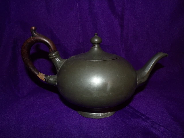 Belle Théière Ancienne En étain James Dixon & Son, Angleterre, Hauteur 18cm, Longueur 30cm
