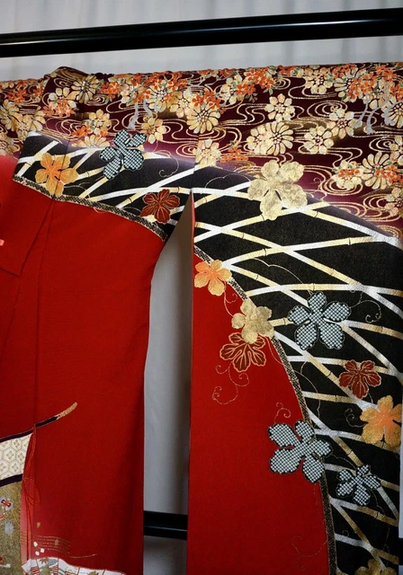 Japanese kimono SILK"FURISODE" long sleeves,KIKU 菊,Gold/Silver leaves,5' 4".3333 2