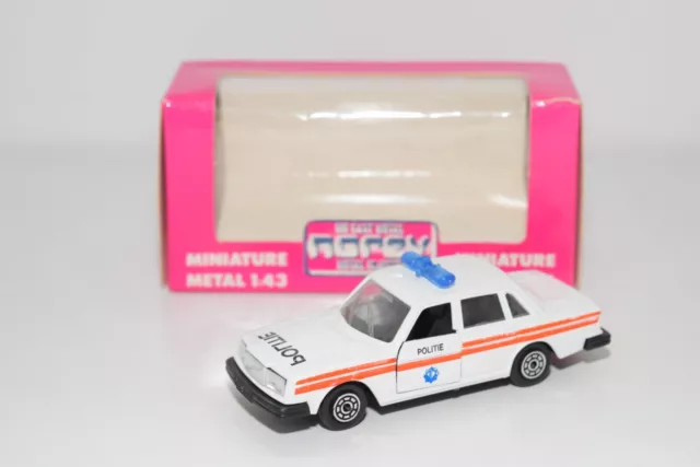 A65 1:43 Norev Volvo 264 244 Politie Police White Mib Very Rare!