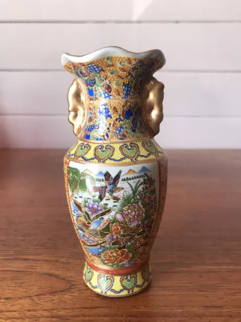 Lovely Vintage Japanese Satsuma Vase Hand Painted Raised Relief Vase