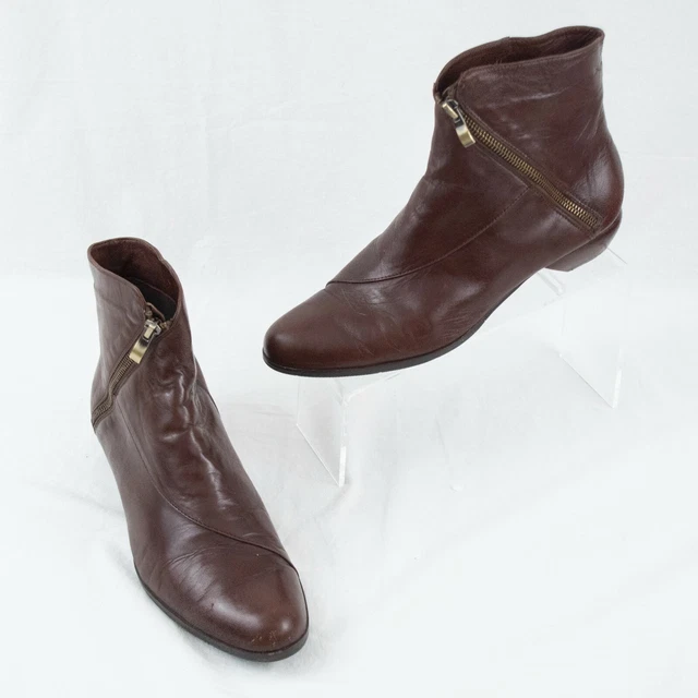 Everybody by BZ Moda Brown Leather Bootie Zip Up Almond Toe Sz 10.5 EU 41 Everybody by BZ Moda Brown Leather Bootie Zip Up Almond Toe Sz 10.5 EU 41